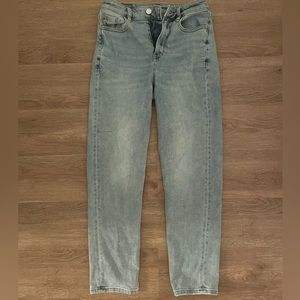 American Eagle Mom Jeans